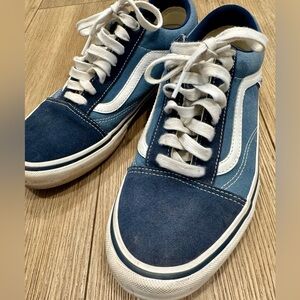 Vans Navy and Light Blue Ultracush Shoes 9.5